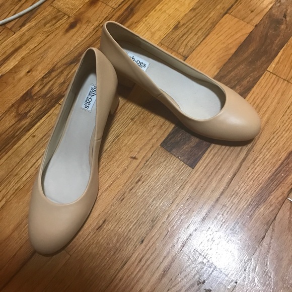 Nude chunky heeled shoes - Picture 2 of 4