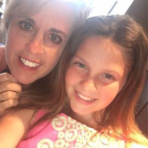 Meet your Posher, Joelle