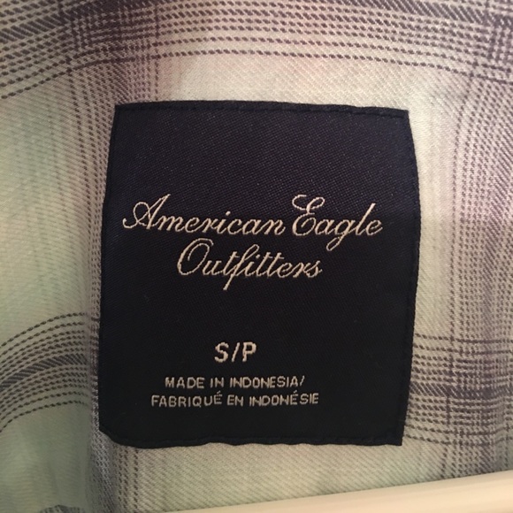 Button up - Picture 3 of 6