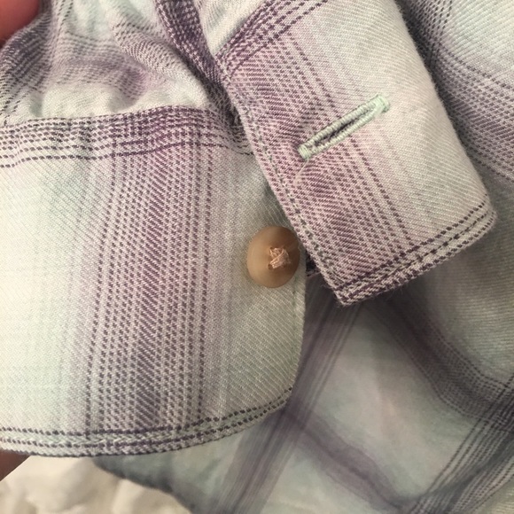 Button up - Picture 4 of 6