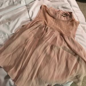 Shirt pink and flow.Business casual/everyday wear