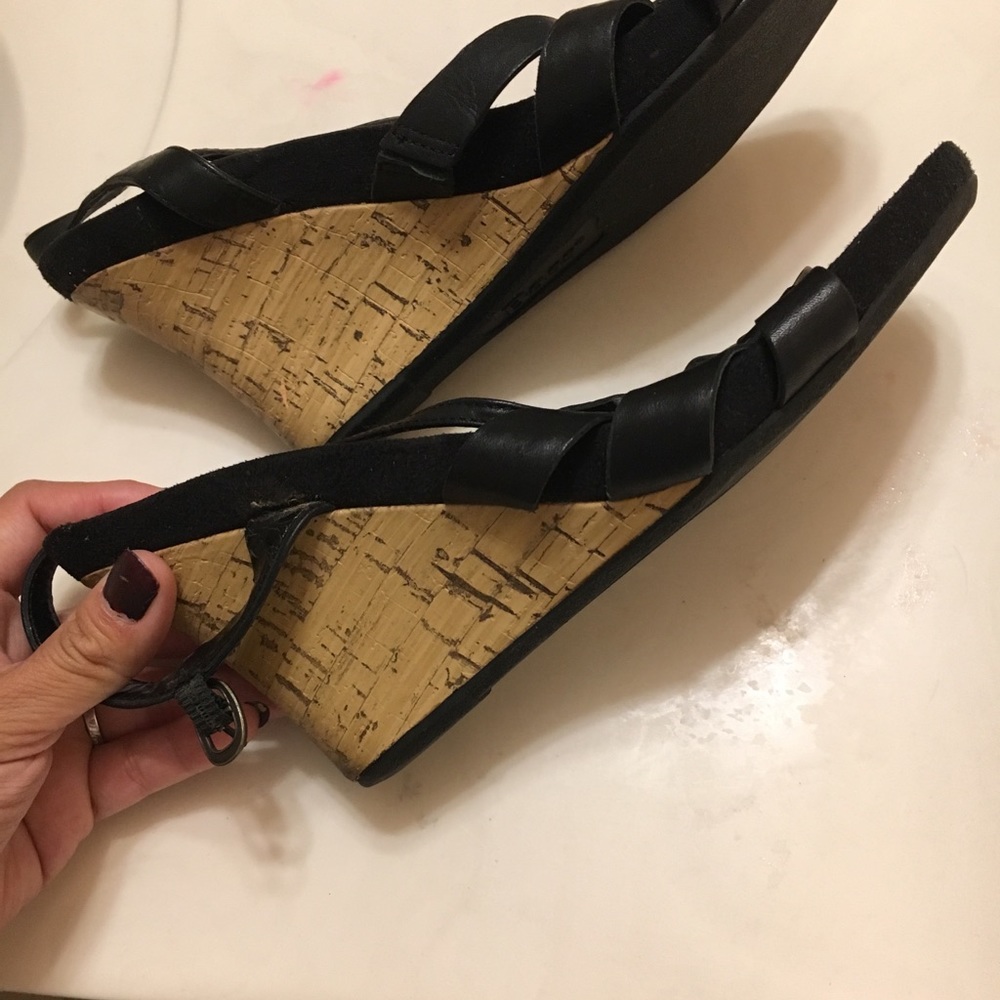 Sandals - Picture 2 of 2