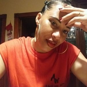 Meet your Posher, Veronica