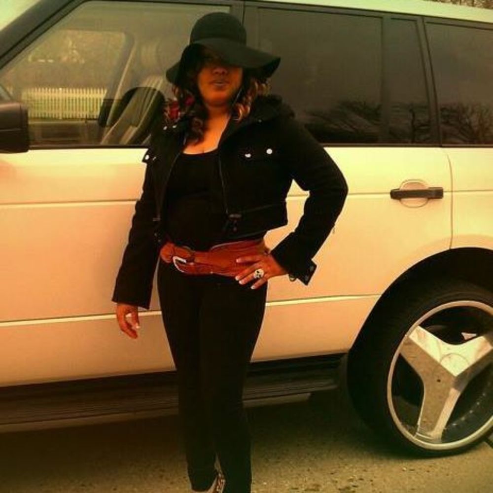 Meet your Posher, Kendra