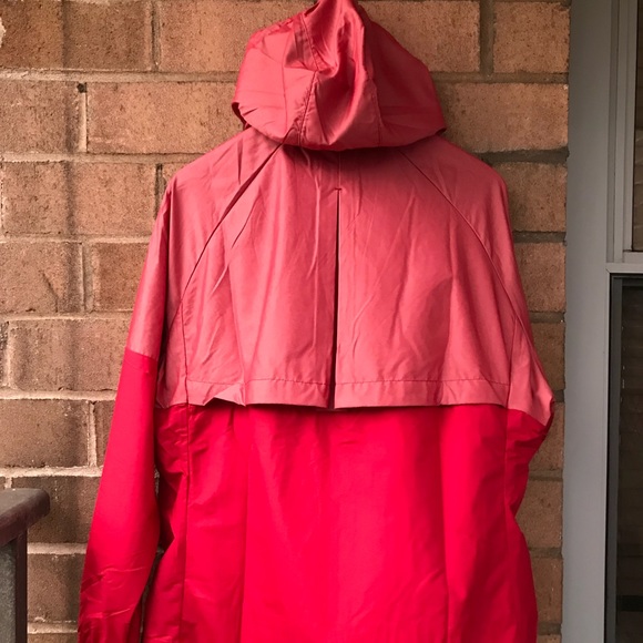 Nike swoosh jacket ❌❌SOLD❌❌ - Picture 3 of 3