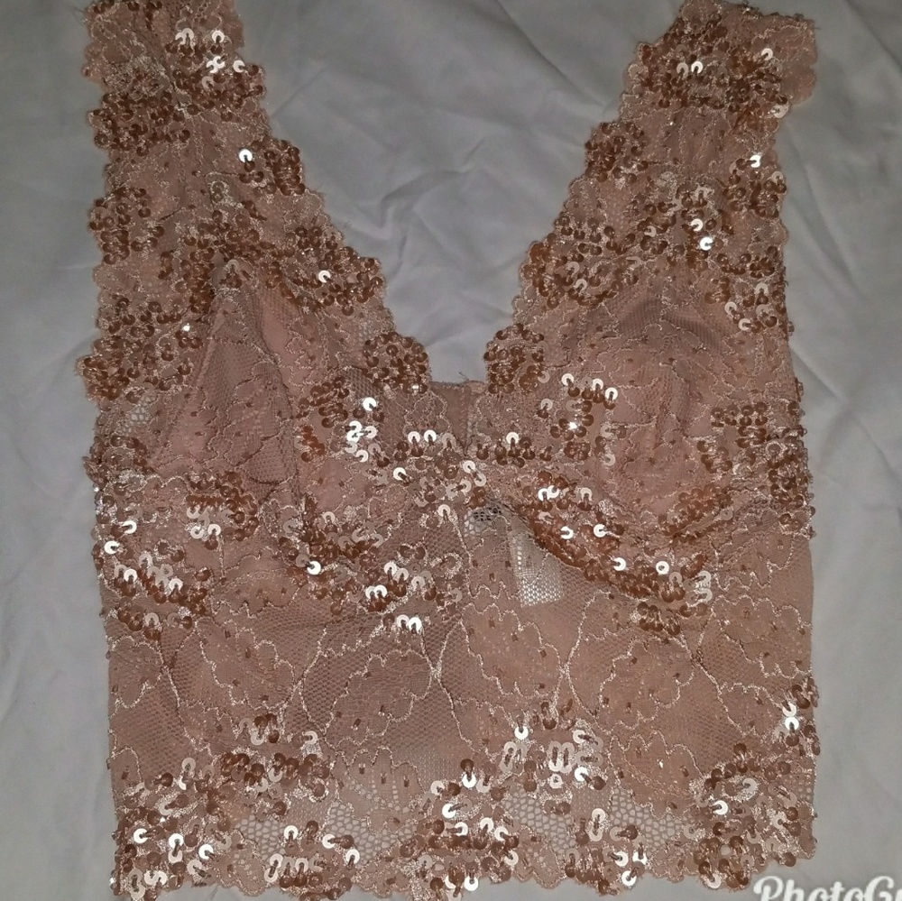 💗 Romantic blush pink top 💗 Bebe
