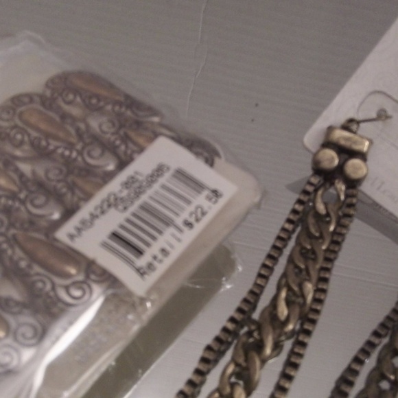 BRACELET & EFM EARRINGS $40 B372 - Picture 4 of 5