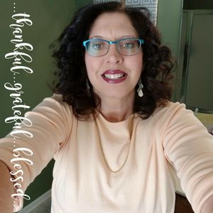 Meet your Posher, Dawn