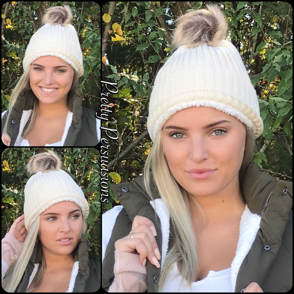 NWT Cream Lined Pom Pom Slouchy Beanie Hat - Picture 6 of 8