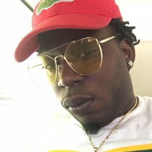 Meet your Posher, Dario