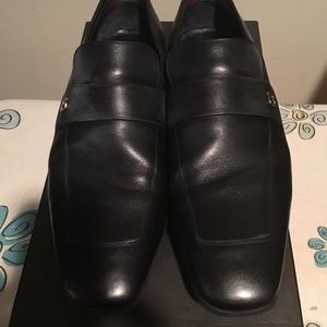 Men's Gucci leather loafers size 8.5