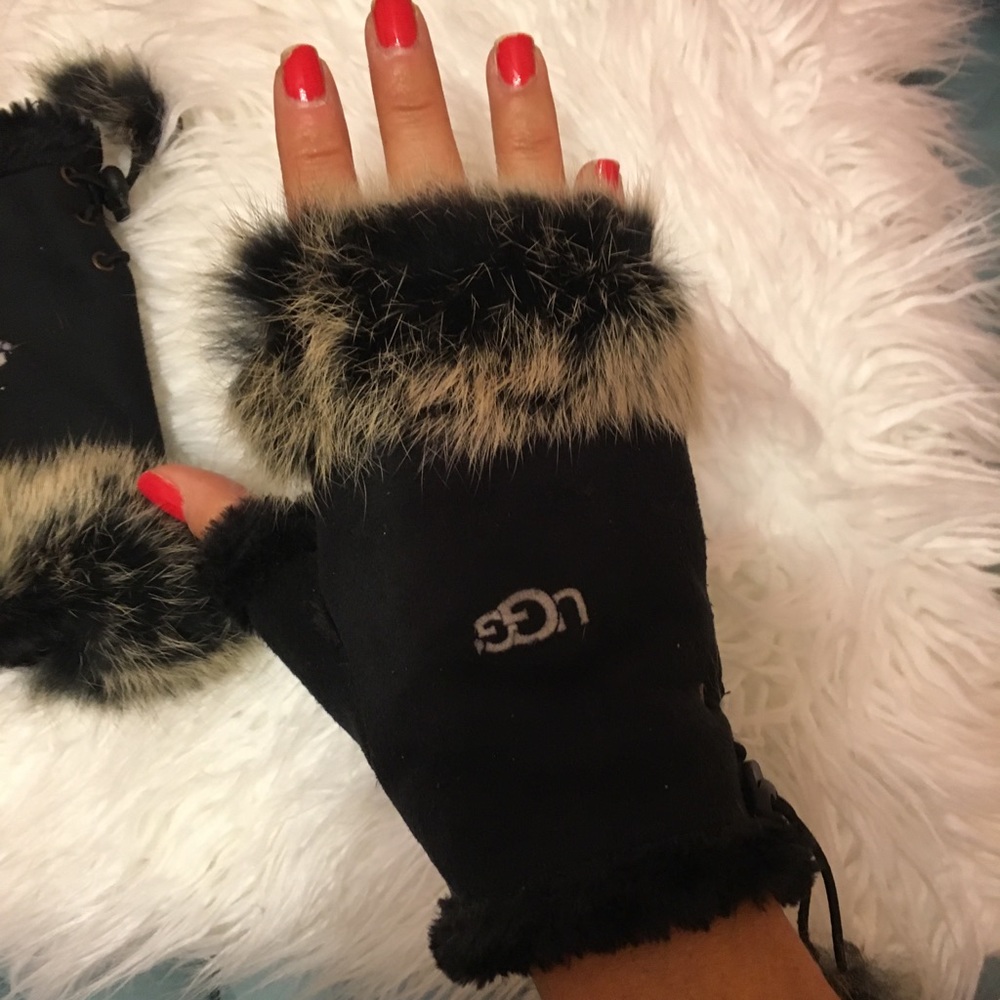 Ugg fingerless gloves