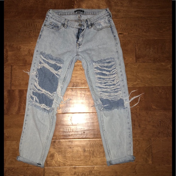 Kendall & Kylie distressed jeans - Picture 2 of 7