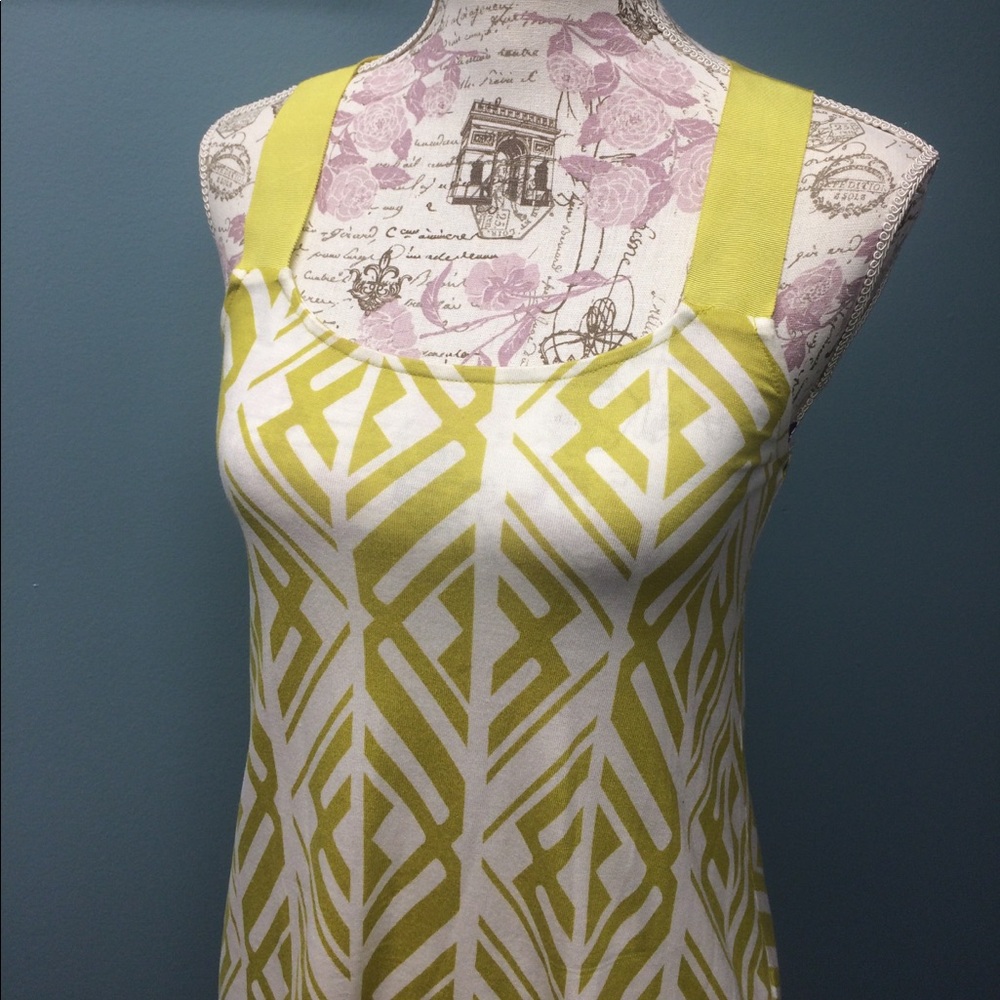 Banana Republic crisscross citron green tank XS