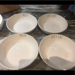 4 pasta bowls for Samantha