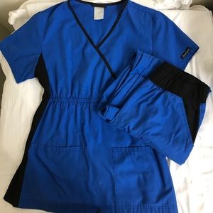 Cherokee scrub set blue/black