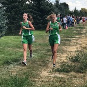 Meet your Posher, Courtnie