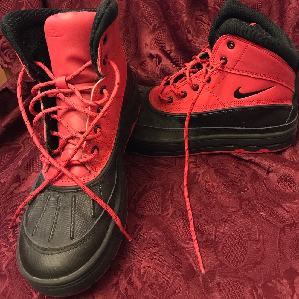 Never Worn Nike ACG Rainboots