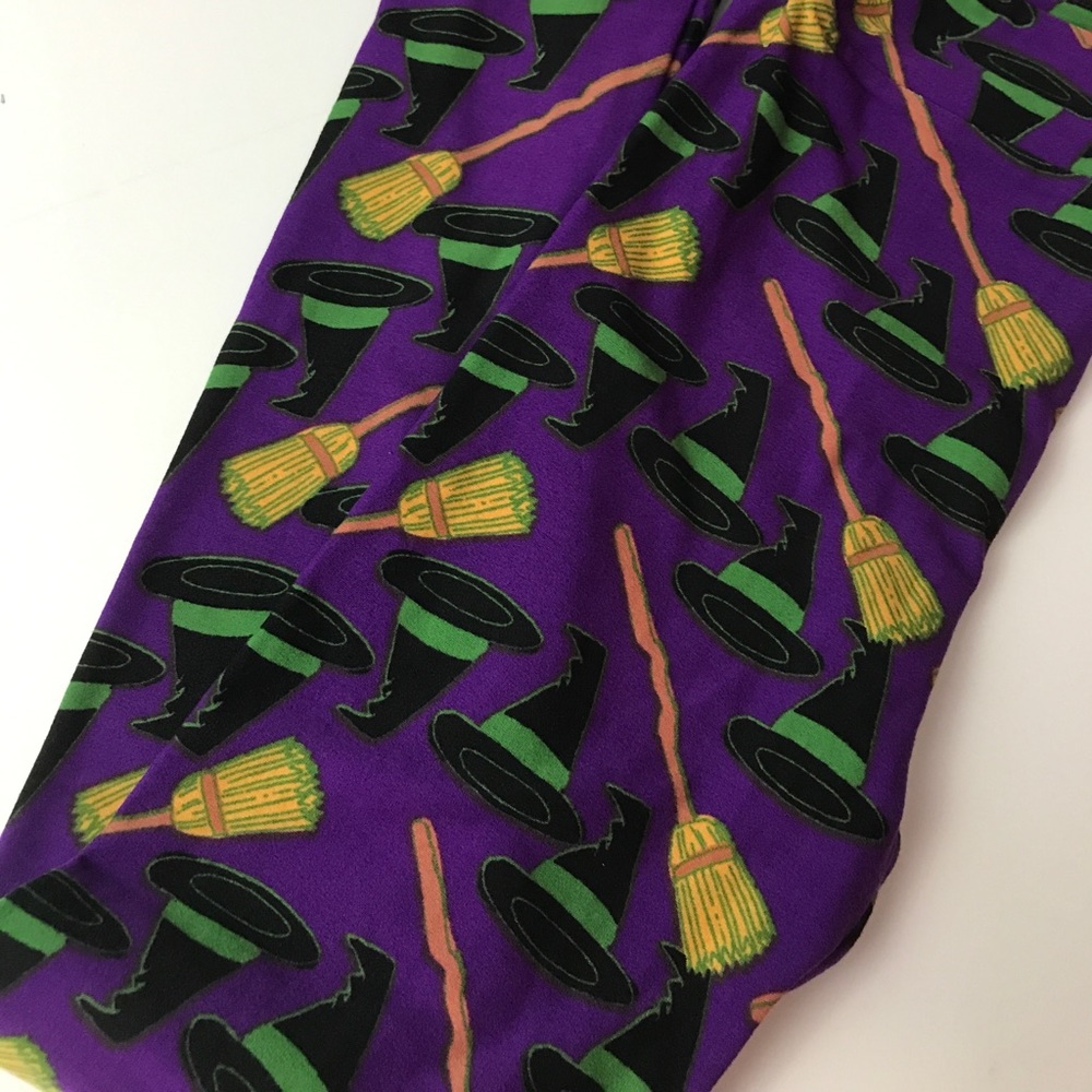 Witch hat and broom stick! Kids  LulaRoe! Lg/Xl