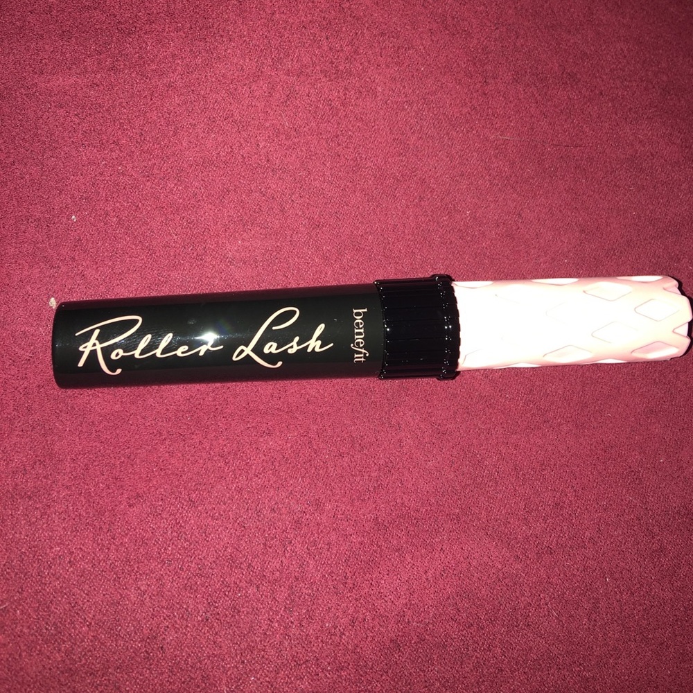 Benefit roller Lash Mascara in Black