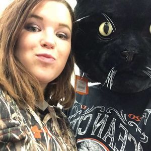 Meet your Posher, Mackenzie