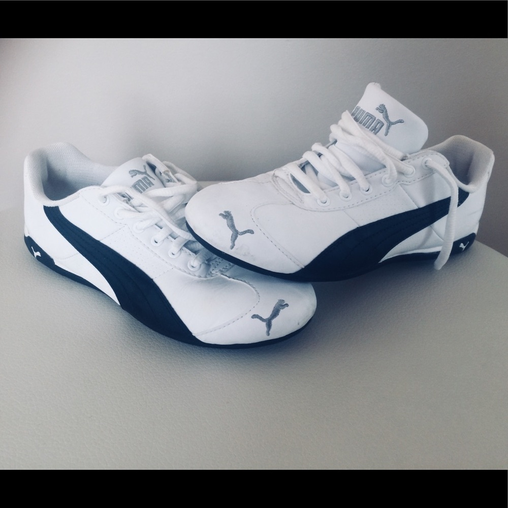Puma tennis shoes