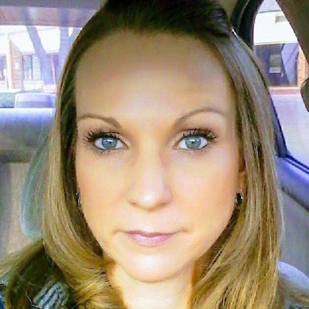 Meet your Posher, Carrie