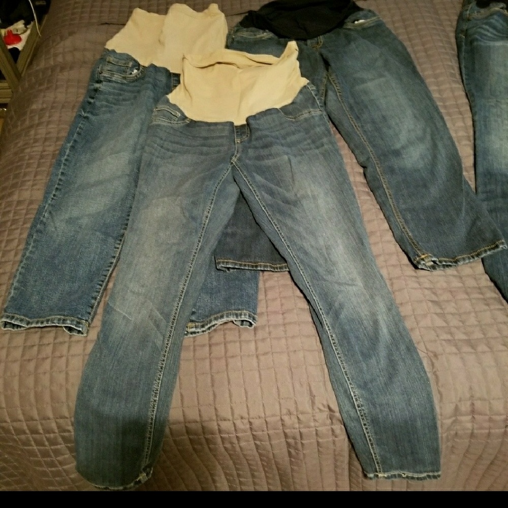 Maternity Capris/3 pair!