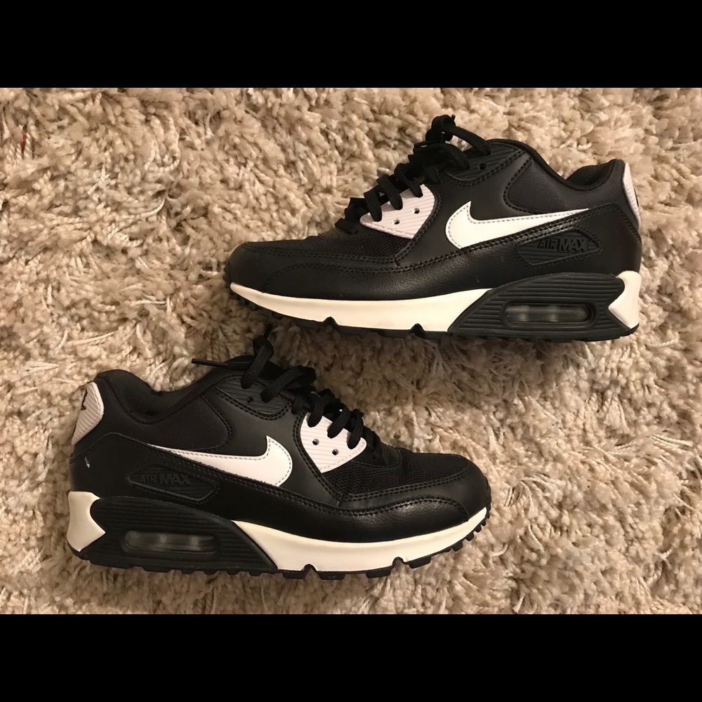 Nike Air Max / Size 8
