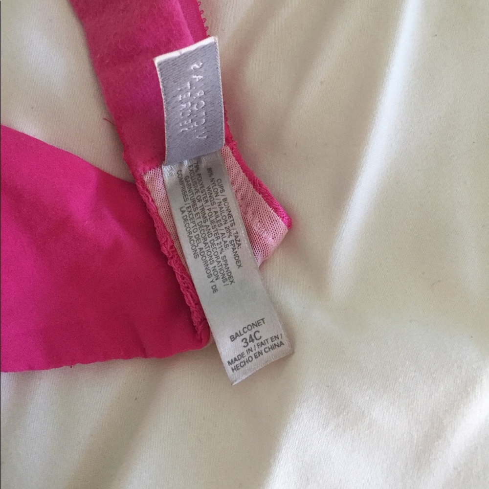 Victoria's Secret push up bra - Picture 2 of 2