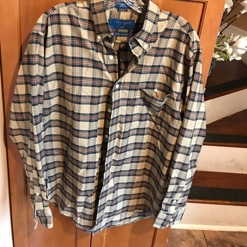 Like new Town craft Button Up size Medium