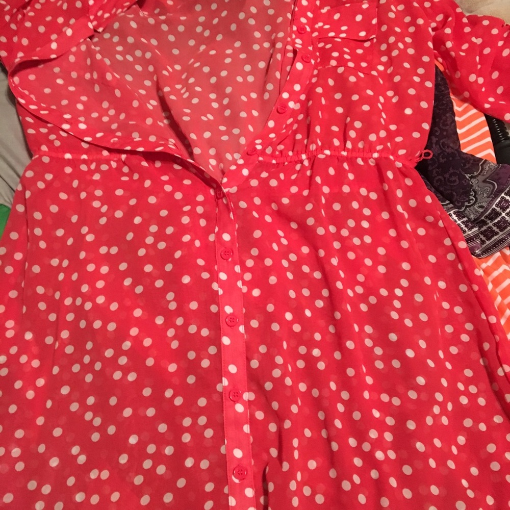 Dresses - Picture 7 of 8