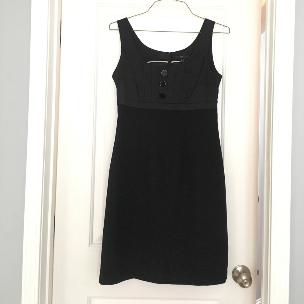 H & M black sleeveless dress size 10