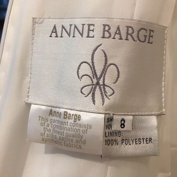 Anne Barge Wedding Gown - Picture 7 of 7