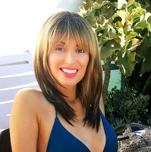 Meet your Posher, Claudia