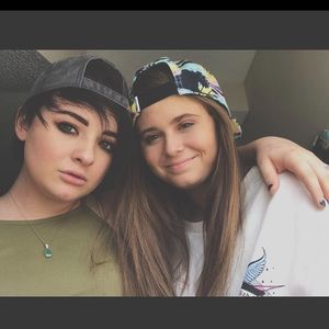 Meet your Posher, Lilly