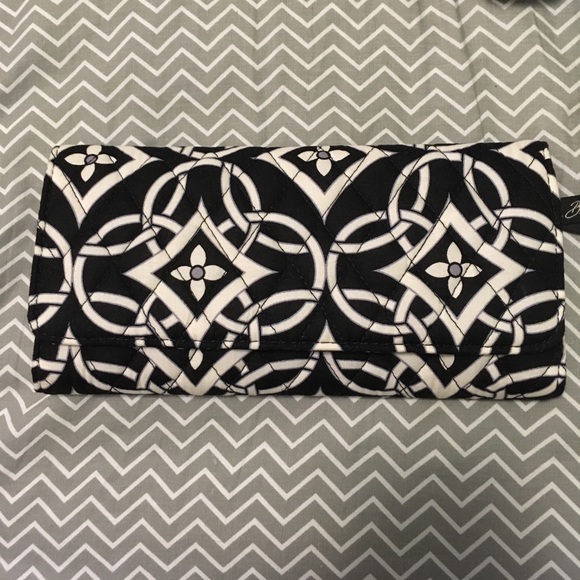 Vera Bradley Handbags - Wallet nwot