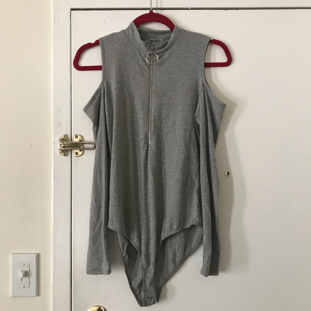 Grey cold shoulder long sleeve bodysuit