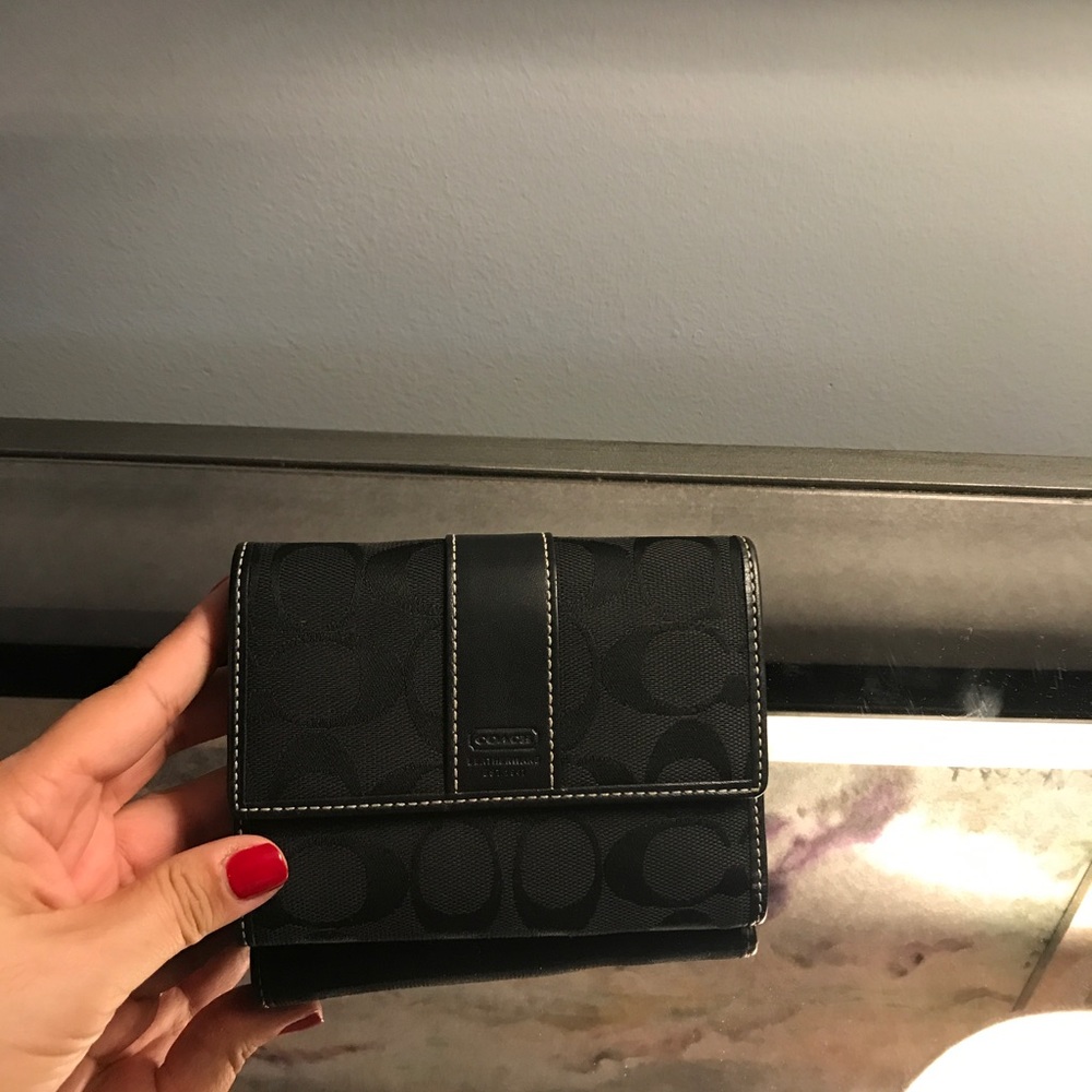 Coach black wallet in excellent condition