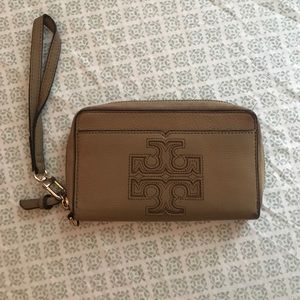 Tory Burch wallet