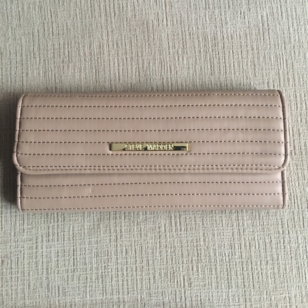 Steve Madden Wallet