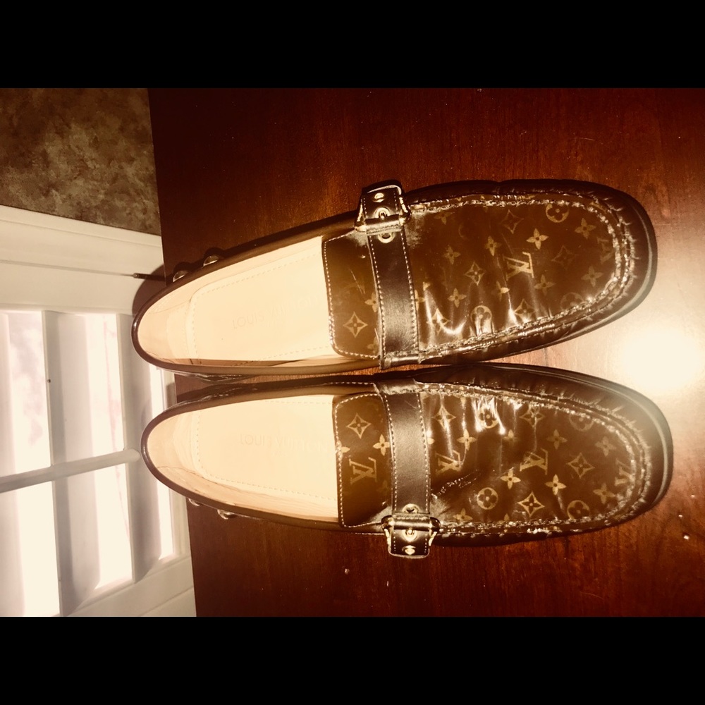 Authentic Louis Vuitton loafers, with dust bag.