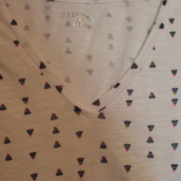 White Tee - Picture 3 of 6