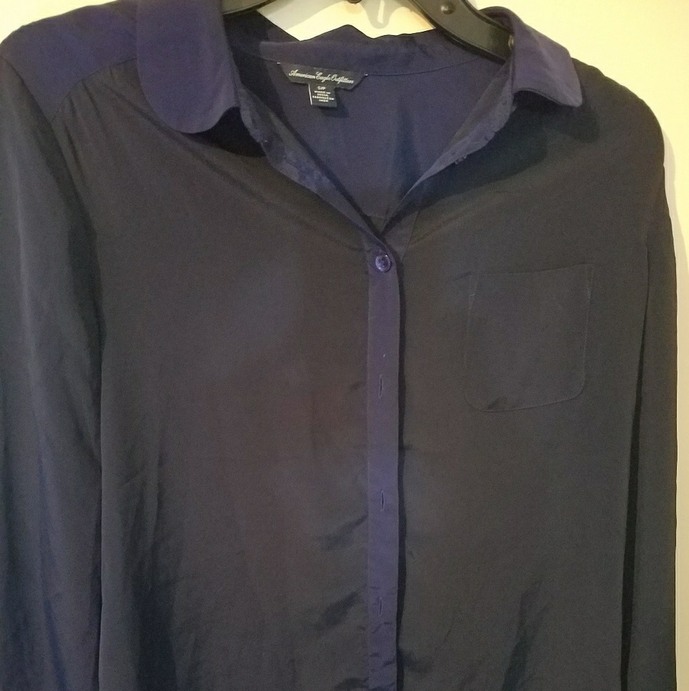 American Eagle shirt