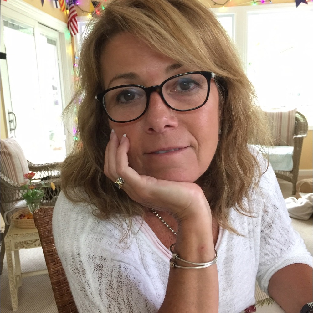 Meet your Posher, Clare