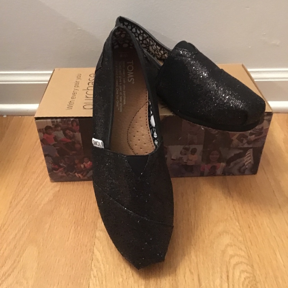 TOMS Shimmer Slip on Loafer