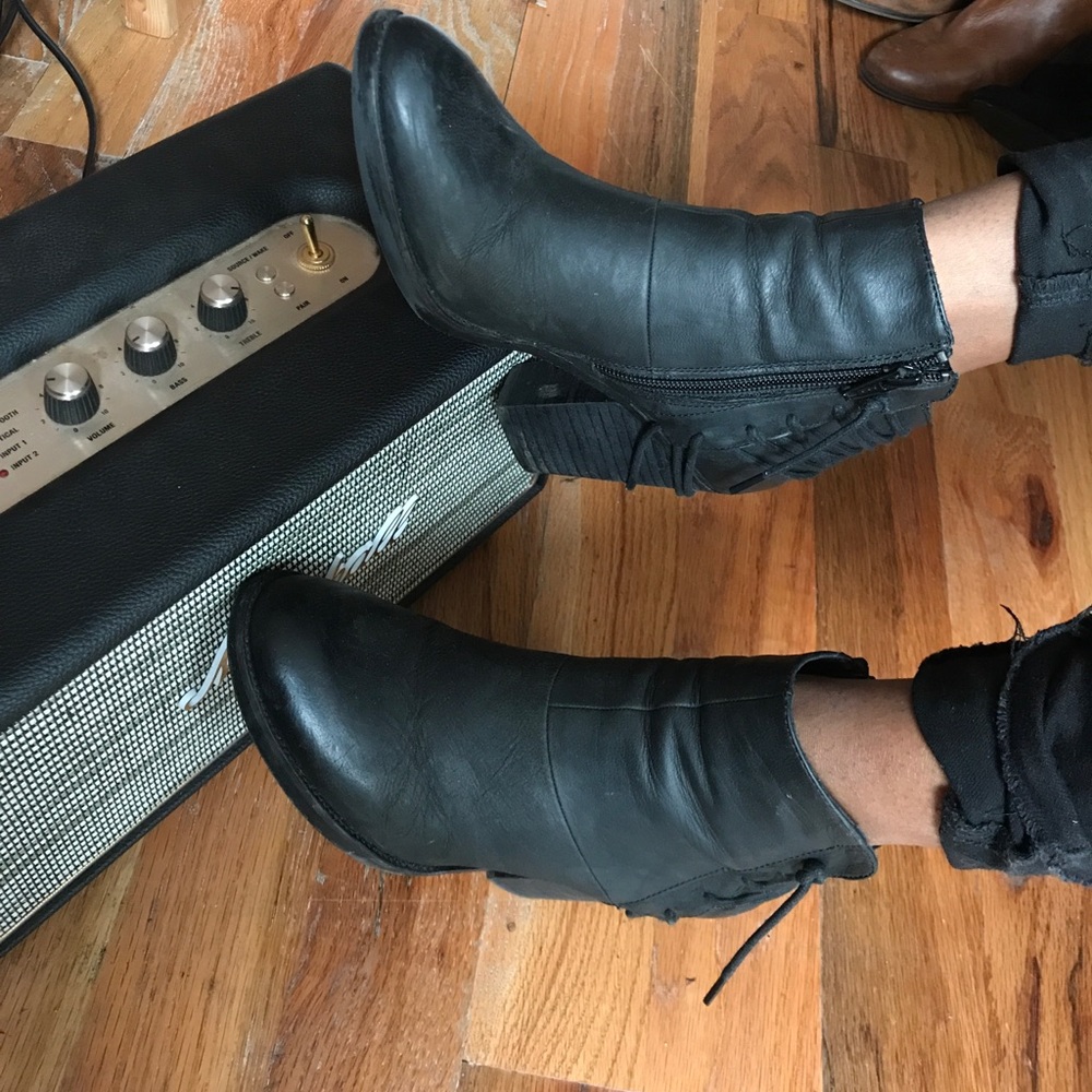Steven by Steve Madden Back Leather Laced Booties