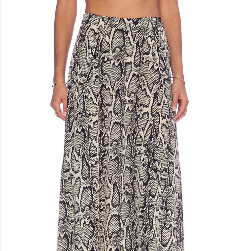 Show me your Mumu python dress