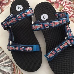 Teva Size 9 Pink + Blue Universal Slide Sandals