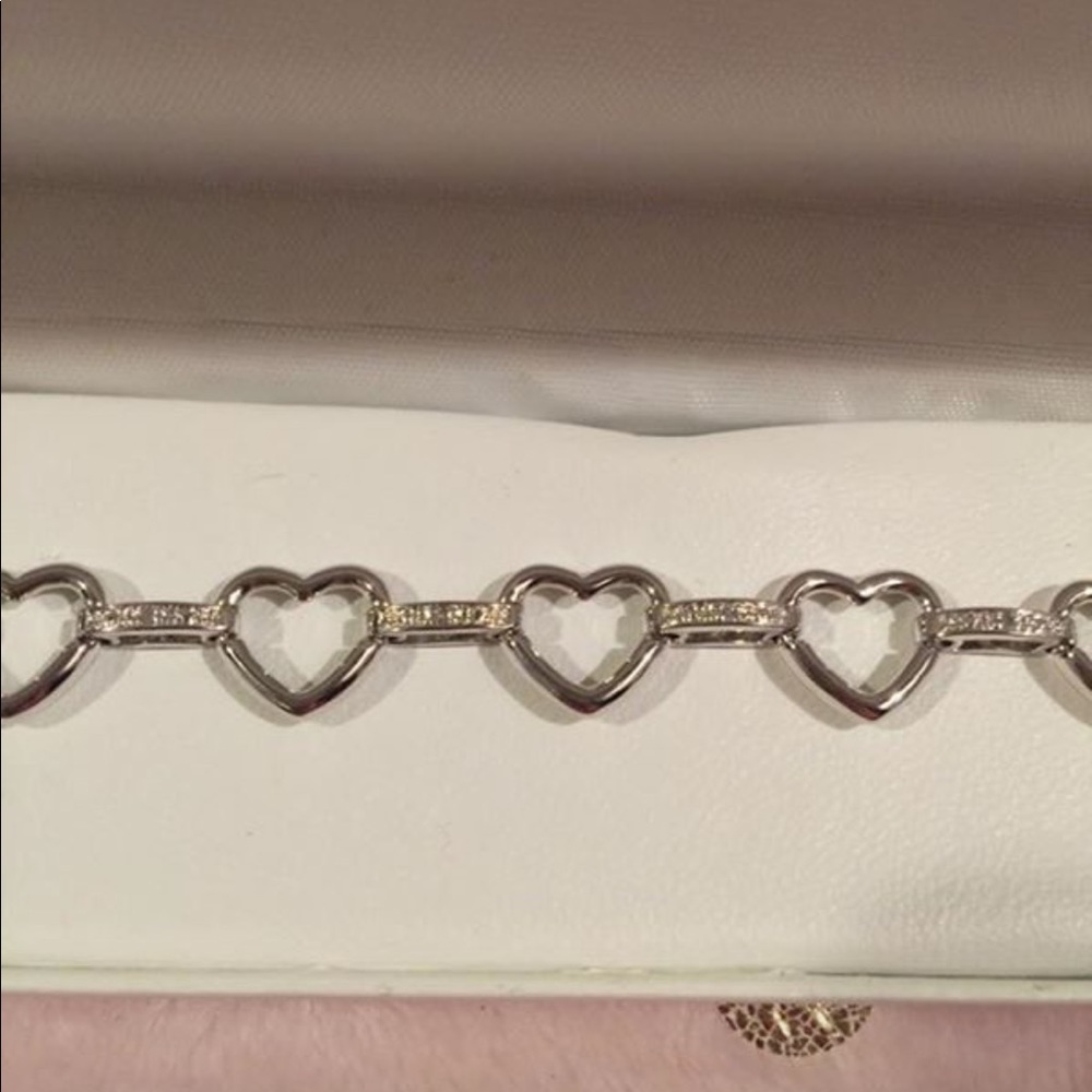 Brand new diamond heart bracelet - Picture 6 of 7